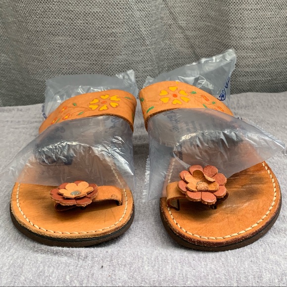 mexican sandals with flowers